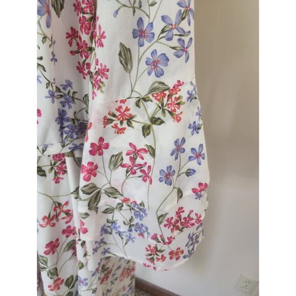 Clavin Klein Women's Floral Lined  Wrap Dress w/  Bell Sleeves‎ Size 16 - Picture 4 of 6